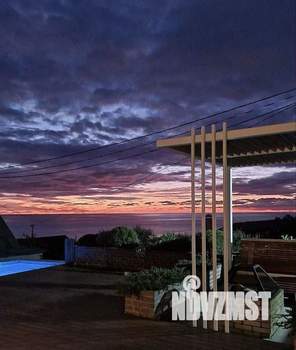 Дом 220м², 3-этажный, участок 5 сот.