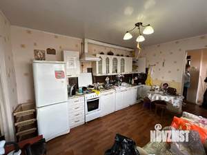 Дом 180м², 3-этажный, участок 4 сот.