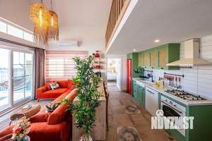 Коттедж 168м², 2-этажный, участок 7 сот.