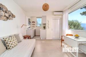 Дом 392м², 3-этажный, участок 40 сот.