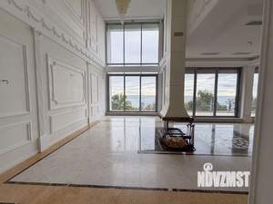 Дом 710м², 5-этажный, участок 8 сот.