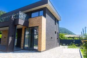 Коттедж 233м², 2-этажный, участок 4 сот.