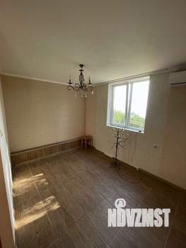 Дом 184м², 2-этажный, участок 6 сот.