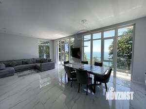 Дом 260м², 3-этажный, участок 9 сот.