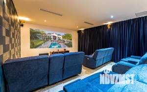 Дом 520м², 2-этажный, участок 40 сот.