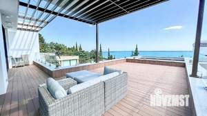 Дом 623м², 3-этажный, участок 43 сот.