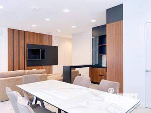 Дом 400м², 2-этажный, участок 8 сот.