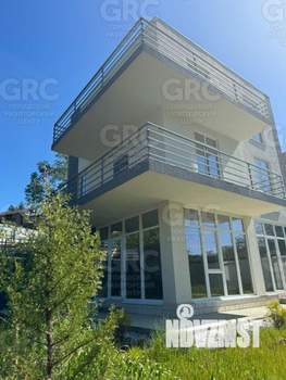 Дом 225м², 3-этажный, участок 6 сот.