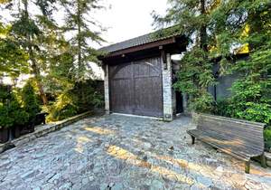 Дом 428м², 3-этажный, участок 21 сот.