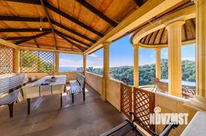 Дом 780м², 3-этажный, участок 120 сот.