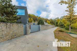 Дом 450м², 2-этажный, участок 26 сот.