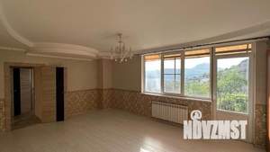 Дом 240м², 2-этажный, участок 10 сот.