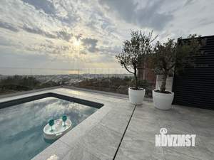 Дом 247м², 2-этажный, участок 4 сот.