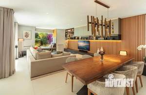 Дом 300м², 2-этажный, участок 8 сот.