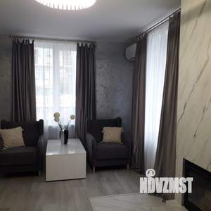 Коттедж 245м², 3-этажный, участок 6 сот.