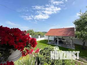 Дом 140м², 2-этажный, участок 5 сот.