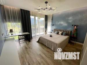 Дом 289м², 3-этажный, участок 6 сот.