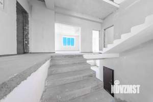 Дом 450м², 3-этажный, участок 10 сот.