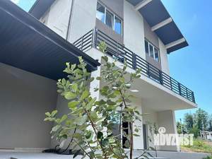 Коттедж 300м², 3-этажный, участок 6 сот.