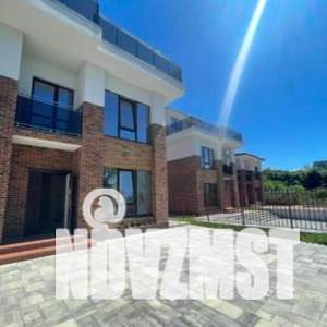 Коттедж 170м², 2-этажный, участок 4 сот.