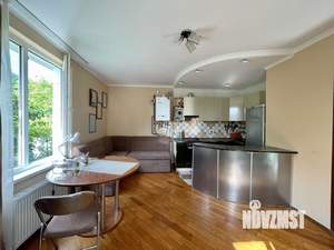 Дом 140м², 3-этажный, участок 6 сот.