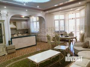 Дом 276м², 3-этажный, участок 5 сот.