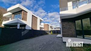 Коттедж 220м², 2-этажный, участок 5 сот.