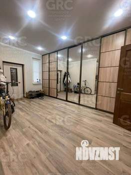 Дом 176м², 2-этажный, участок 6 сот.