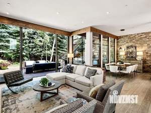 Дом 180м², 2-этажный, участок 6 сот.