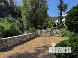 Дом 355м², 3-этажный, участок 5 сот.