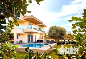 Коттедж 200м², 2-этажный, участок 7 сот.