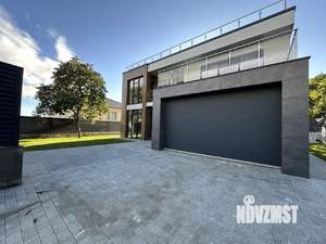 Коттедж 420м², 2-этажный, участок 5 сот.