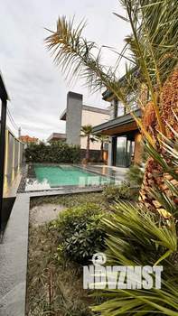 Дом 300м², 2-этажный, участок 6 сот.