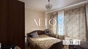 Дом 300м², 3-этажный, участок 10 сот.