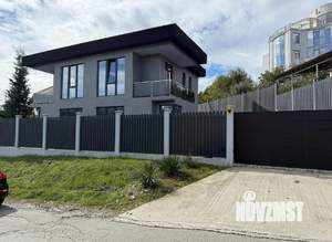 Коттедж 166м², 2-этажный, участок 4 сот.