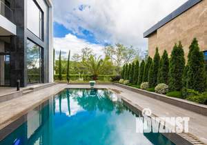 Коттедж 353м², 3-этажный, участок 5 сот.