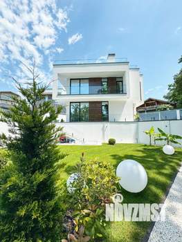 Дом 300м², 2-этажный, участок 6 сот.