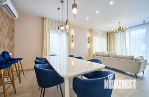 Коттедж 180м², 2-этажный, участок 4 сот.