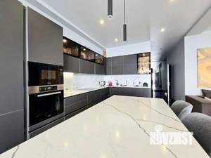 Дом 300м², 2-этажный, участок 8 сот.