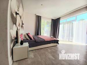 Дом 180м², 2-этажный, участок 5 сот.