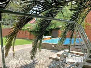 Дом 200м², 2-этажный, участок 6 сот.