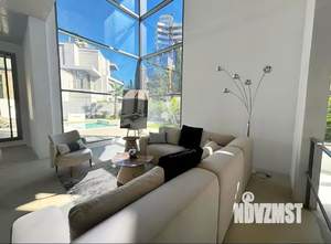 Дом 240м², 2-этажный, участок 4 сот.