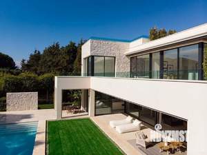 Дом 320м², 2-этажный, участок 10 сот.