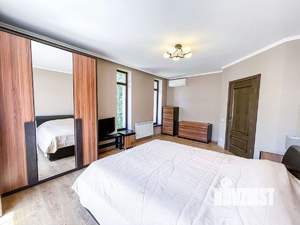 Дом 235м², 3-этажный, участок 7 сот.