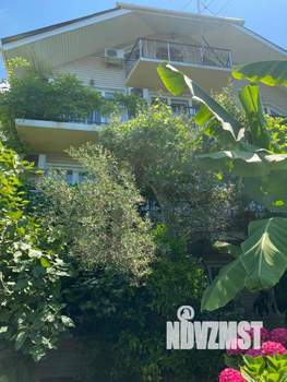 Дом 565м², 3-этажный, участок 6 сот.