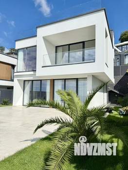 Дом 315м², 3-этажный, участок 4 сот.