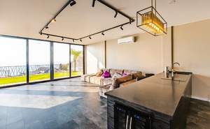 Дом 240м², 2-этажный, участок 5 сот.