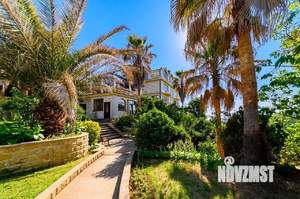 Дом 780м², 3-этажный, участок 120 сот.