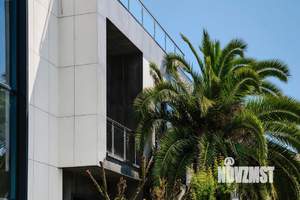 Коттедж 288м², 3-этажный, участок 8 сот.