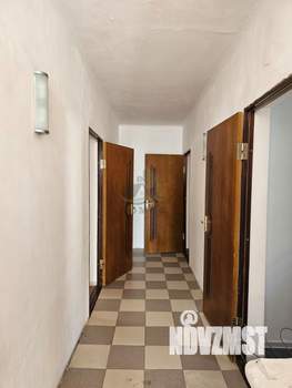 Дом 302м², 3-этажный, участок 7 сот.